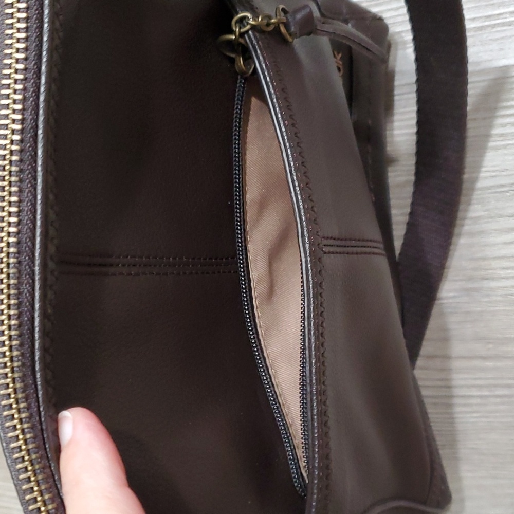 The Sak crossbody - Picture 5 of 9